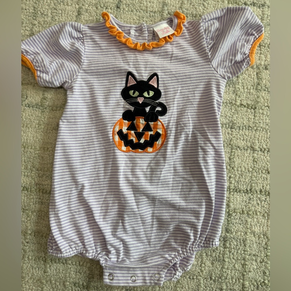 Stitchy Fish Halloween bubble